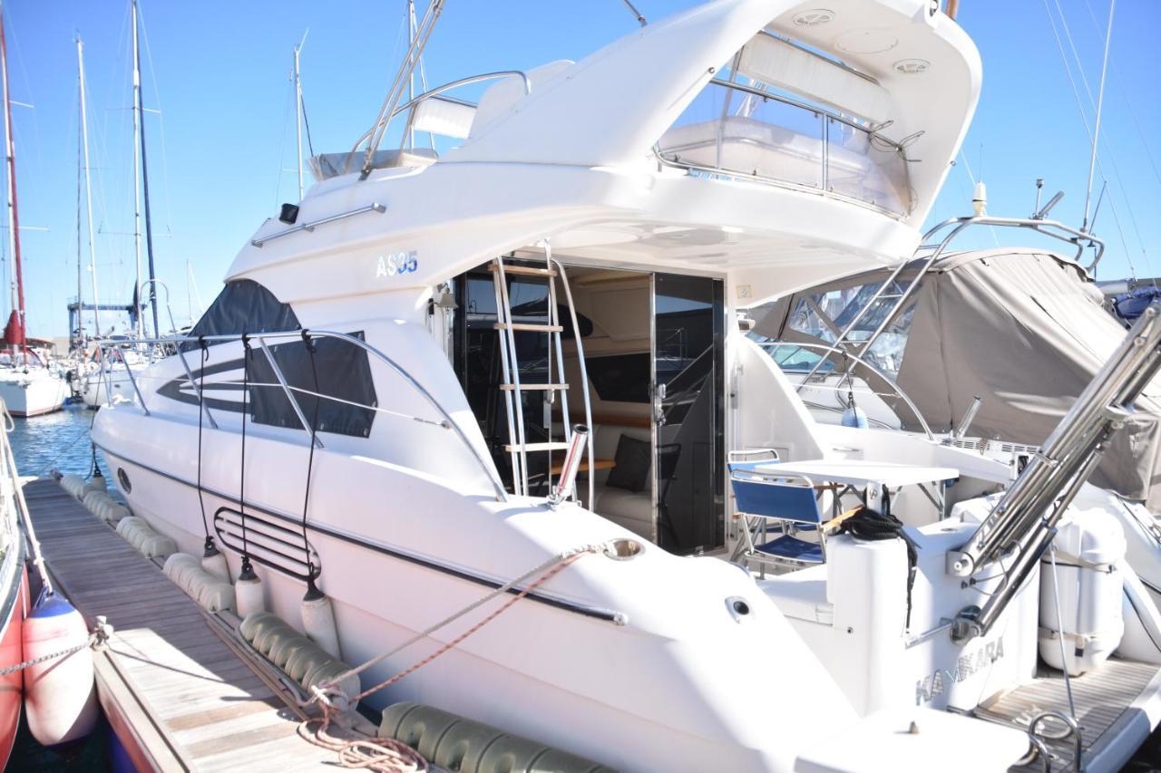 Отель Luxury Yacht Kamikara Сан Мигель Экстерьер фото